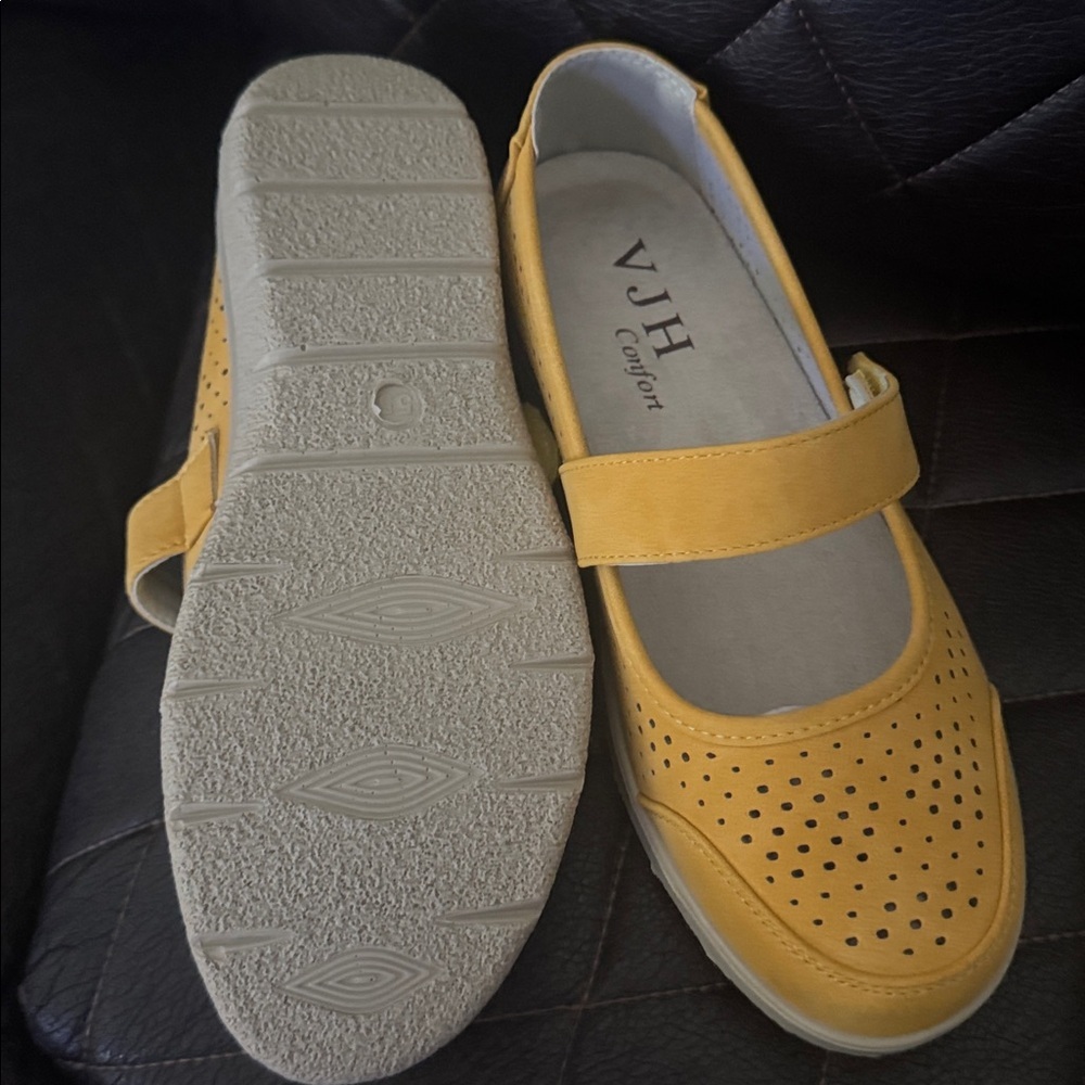Comfort Mary Jane Flats in Mustard Yellow - Picture 6 of 6